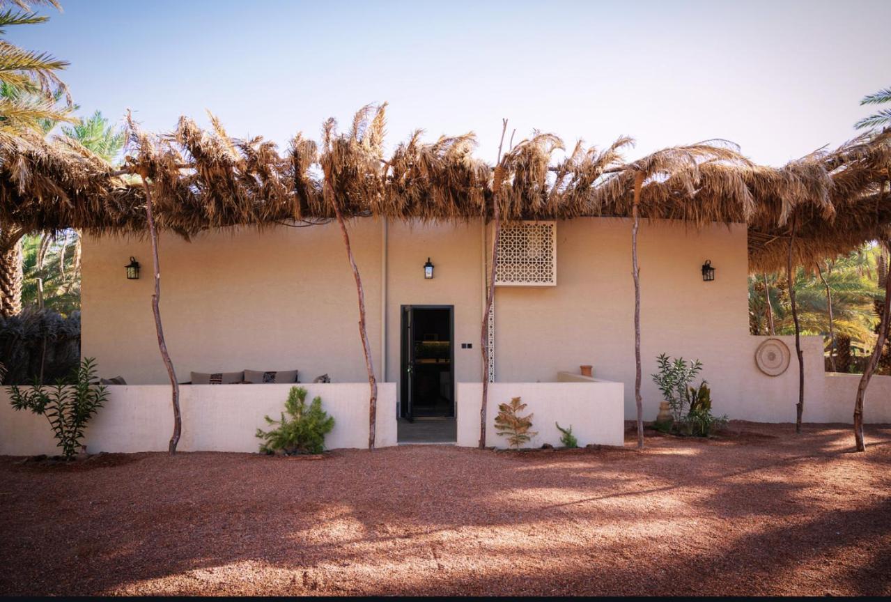 Under Las Palms Alula Hotel Madain Saleh Exterior photo